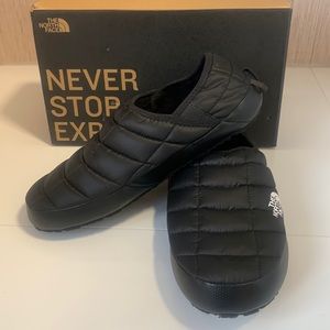 🚹 The North Face Mens Thermoball Traction Mule V in size 12 Black